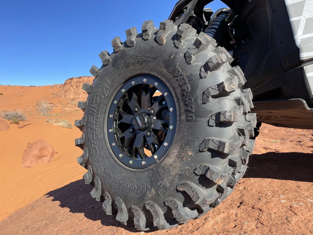 SYSTEM 3 OFFROAD XTR370 Tires UTV Guide