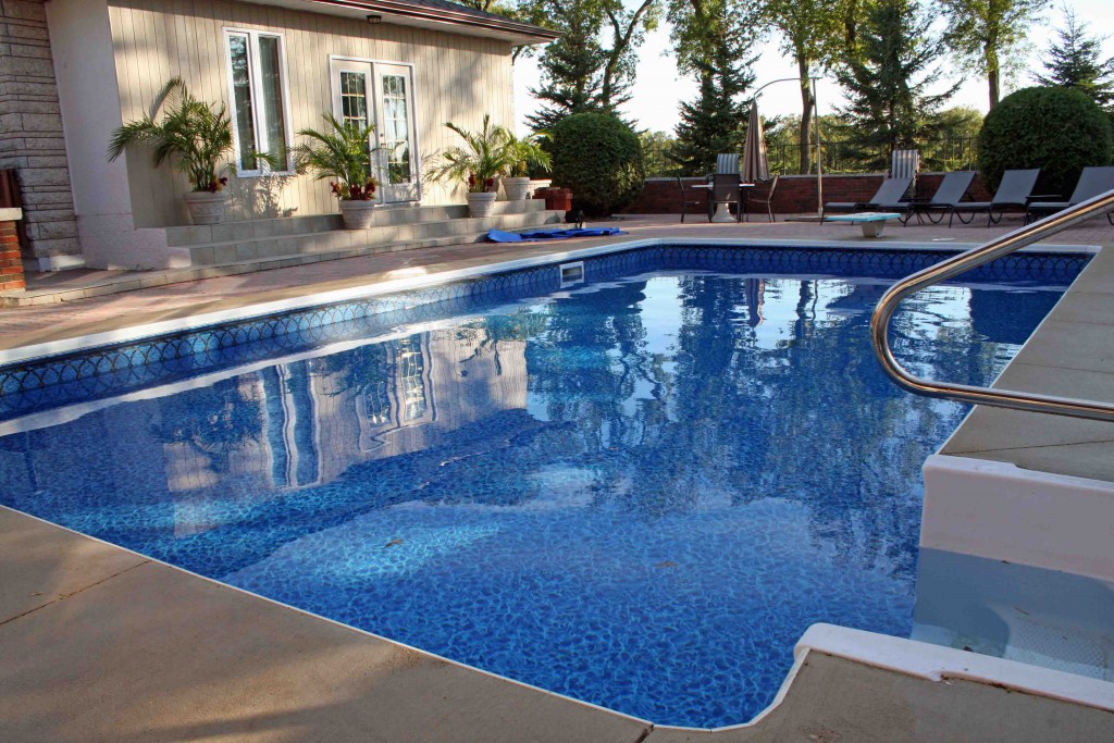 Walk In Steps In Pool UV Pools