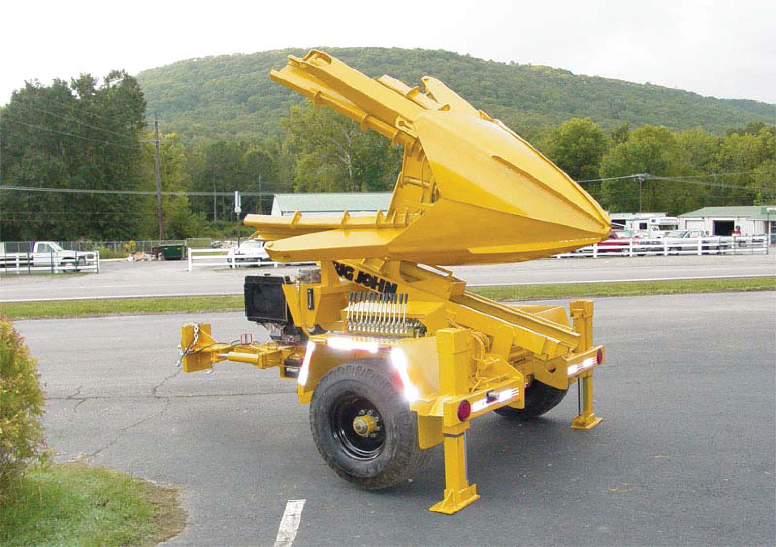 Trailer Mounted Tree Spades ( Model 45 DTG ) Uzmac