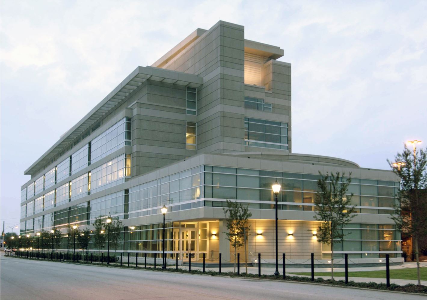 Augusta University Cancer Research Center Uzun+Case
