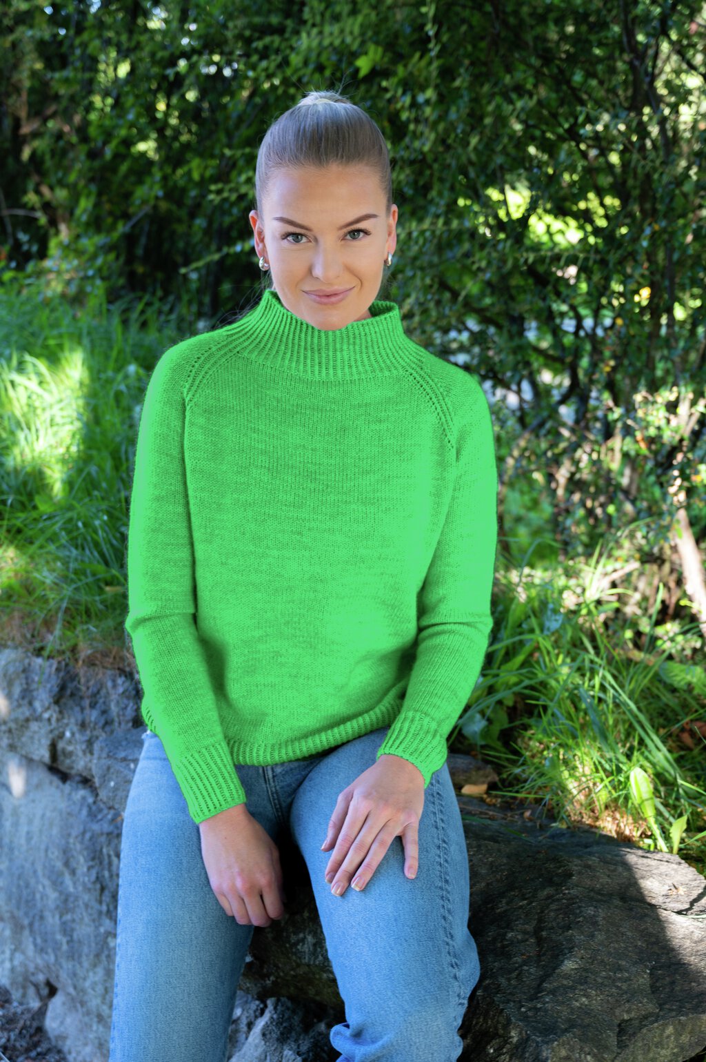 Strikkepakke gratis strikkeoppskrift LARA genser DSA 11401A