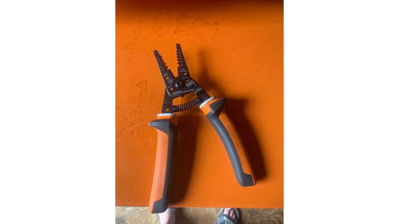 Klein Tools. Klein insulated strippers 11054eins