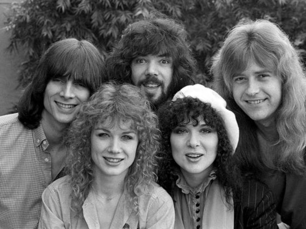 Heart “Bébé le Strange” [Retro Album Review]