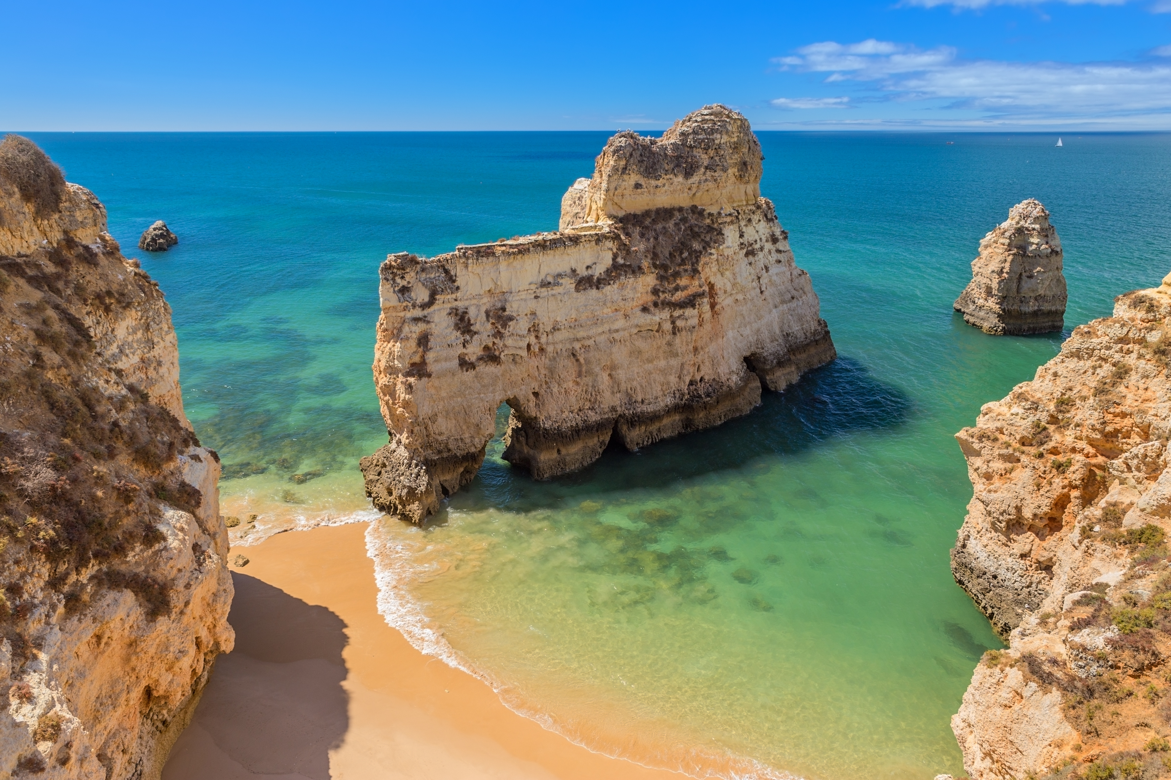 Cheap flights to Faro (FAO) from £90 Netflights