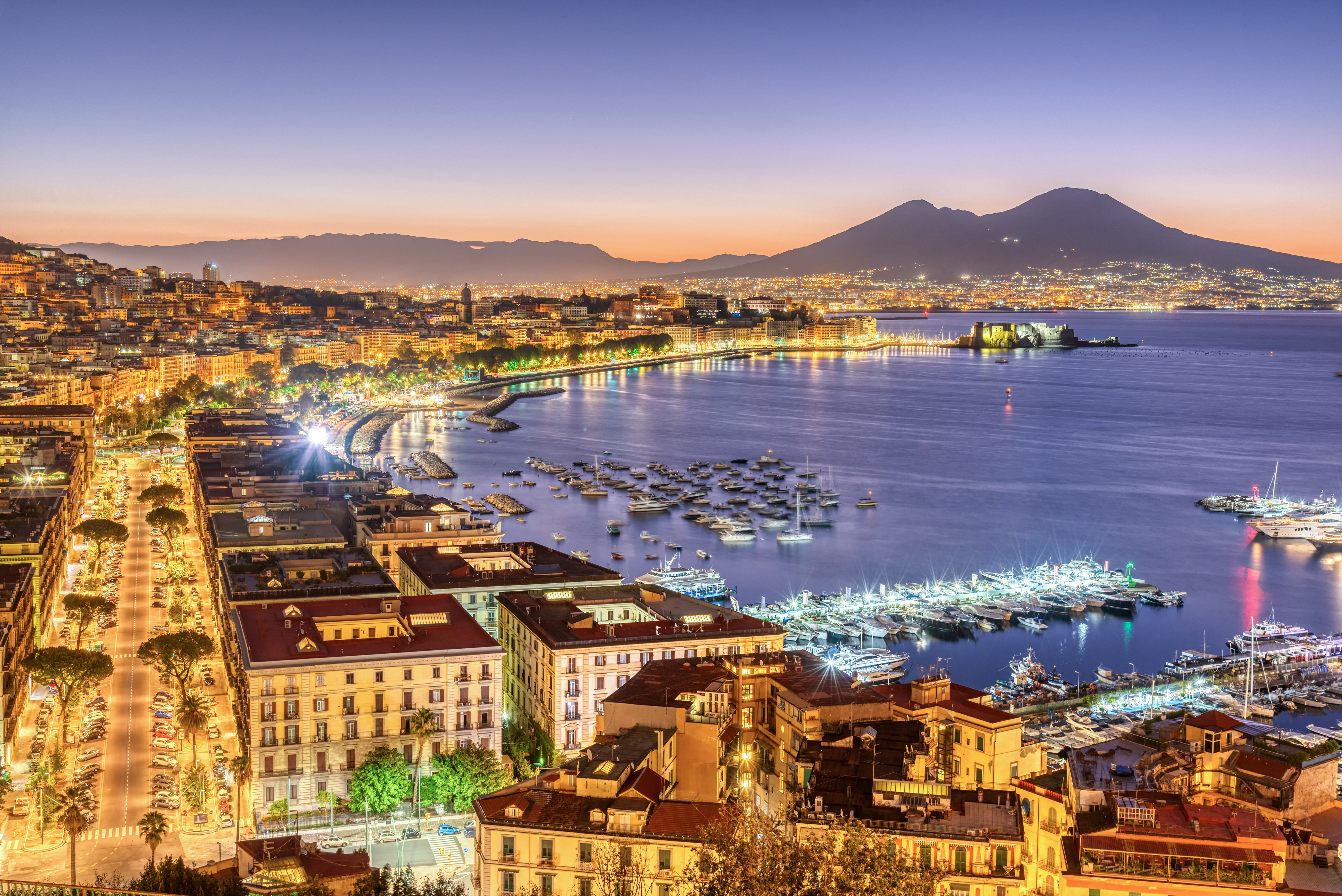 Cheap flights to Naples (NAP) from £126 Netflights