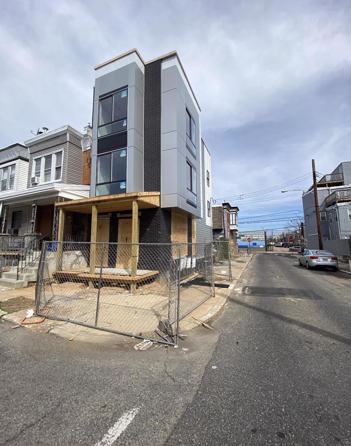 2529 Ingersoll Street V2Props