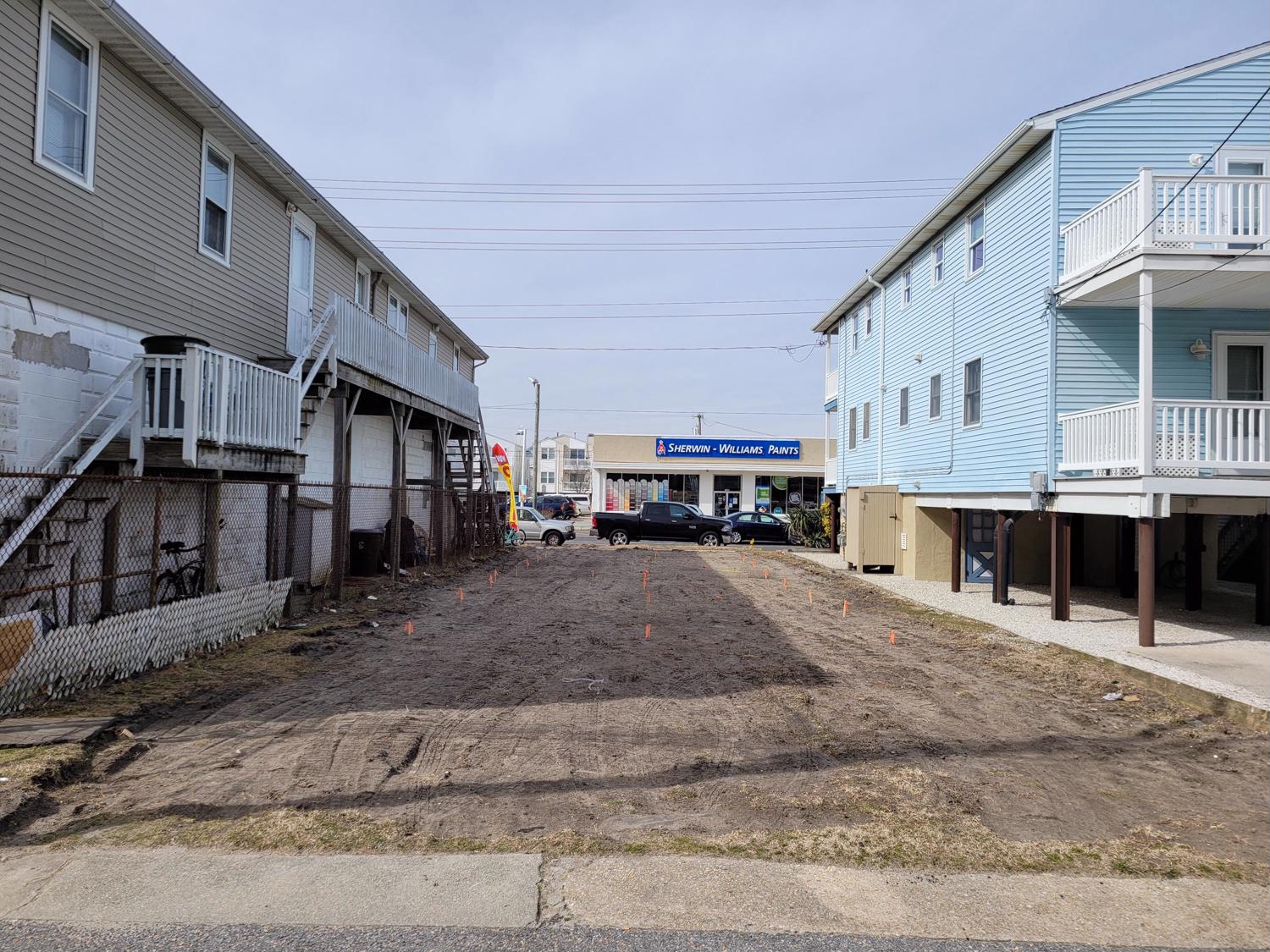 1235 West Avenue V2Props