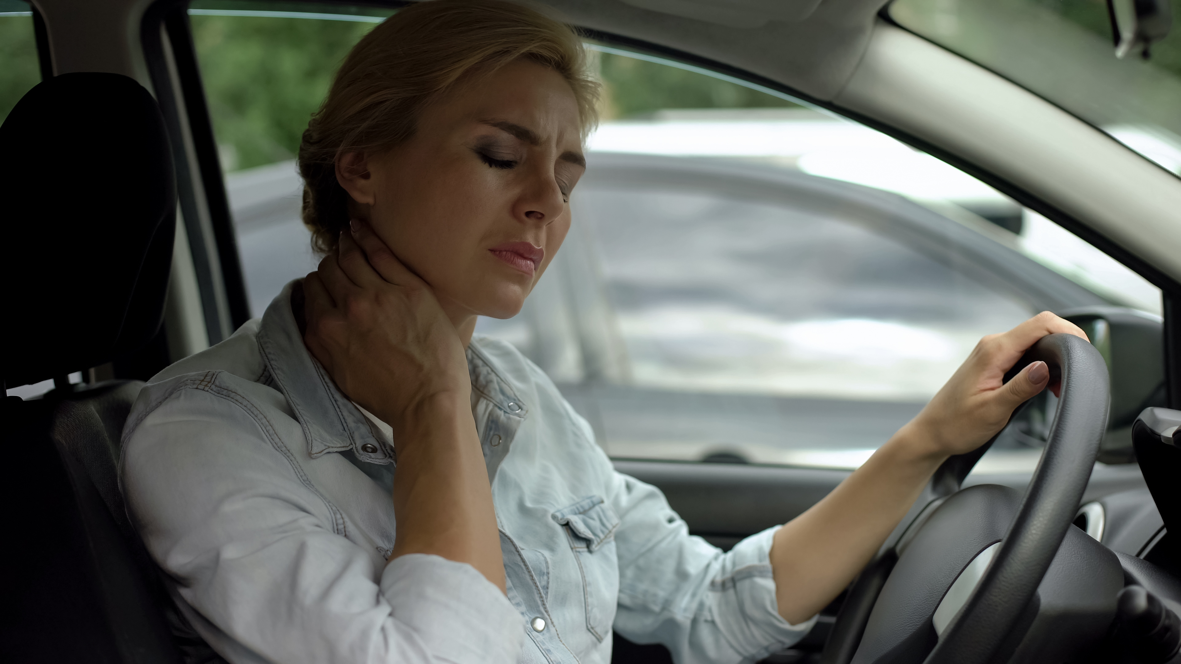 Chiropractic TherapyTreats Neck Pain After Car Crashes Dayton, Ohio