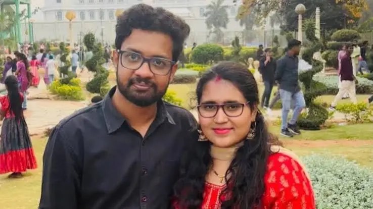 राधा गायत्री हत्याकांड का खुलासा, विशाखापत्तनम की लैब टेक्नीशियन के पति को पुलिस ने किया गिरफ्ता..
