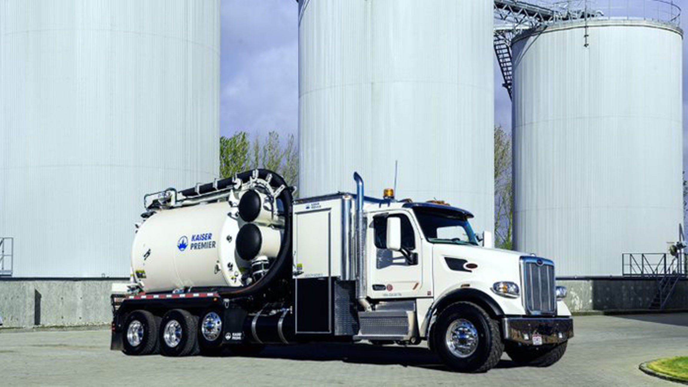 Kaiser Premier CV Series Rental Vac2Go Vacuum Truck Rentals