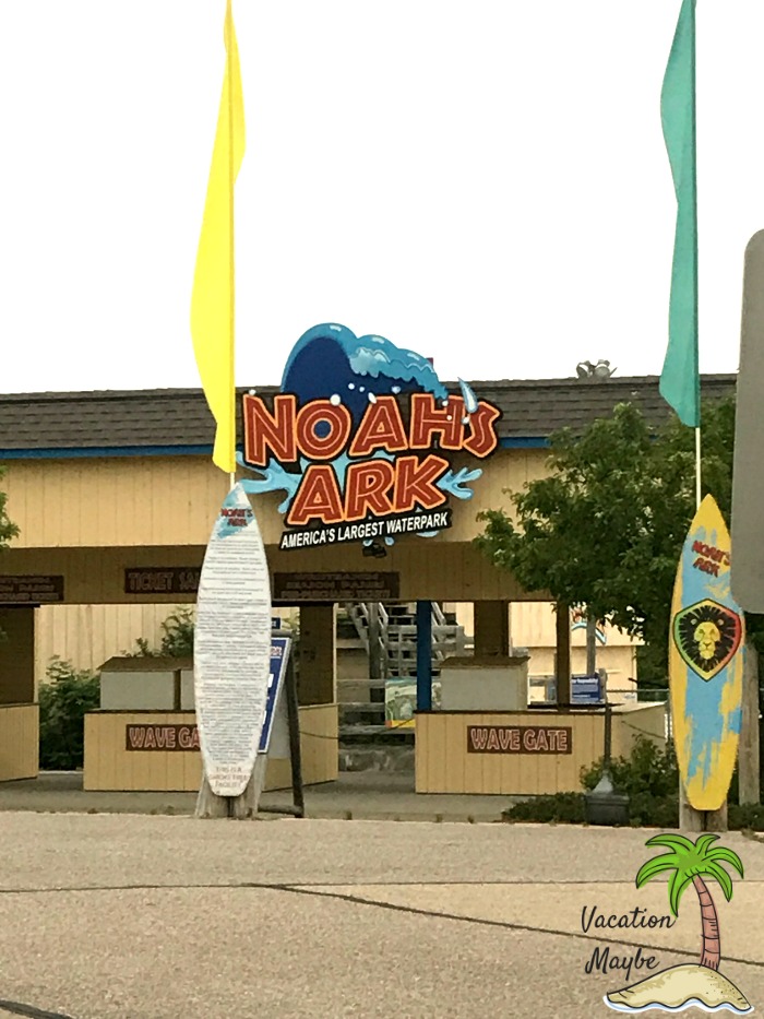 Top Reasons to Visit Noah's Ark Waterpark VacationMaybe