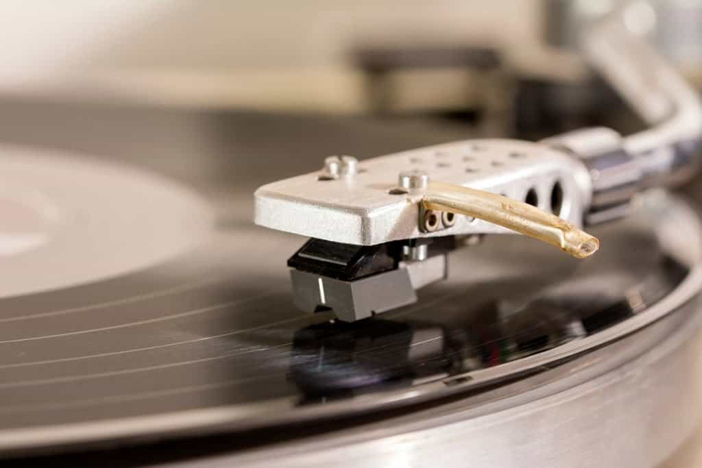 Why Does My Record Player Sound Distorted? Let's Find Out