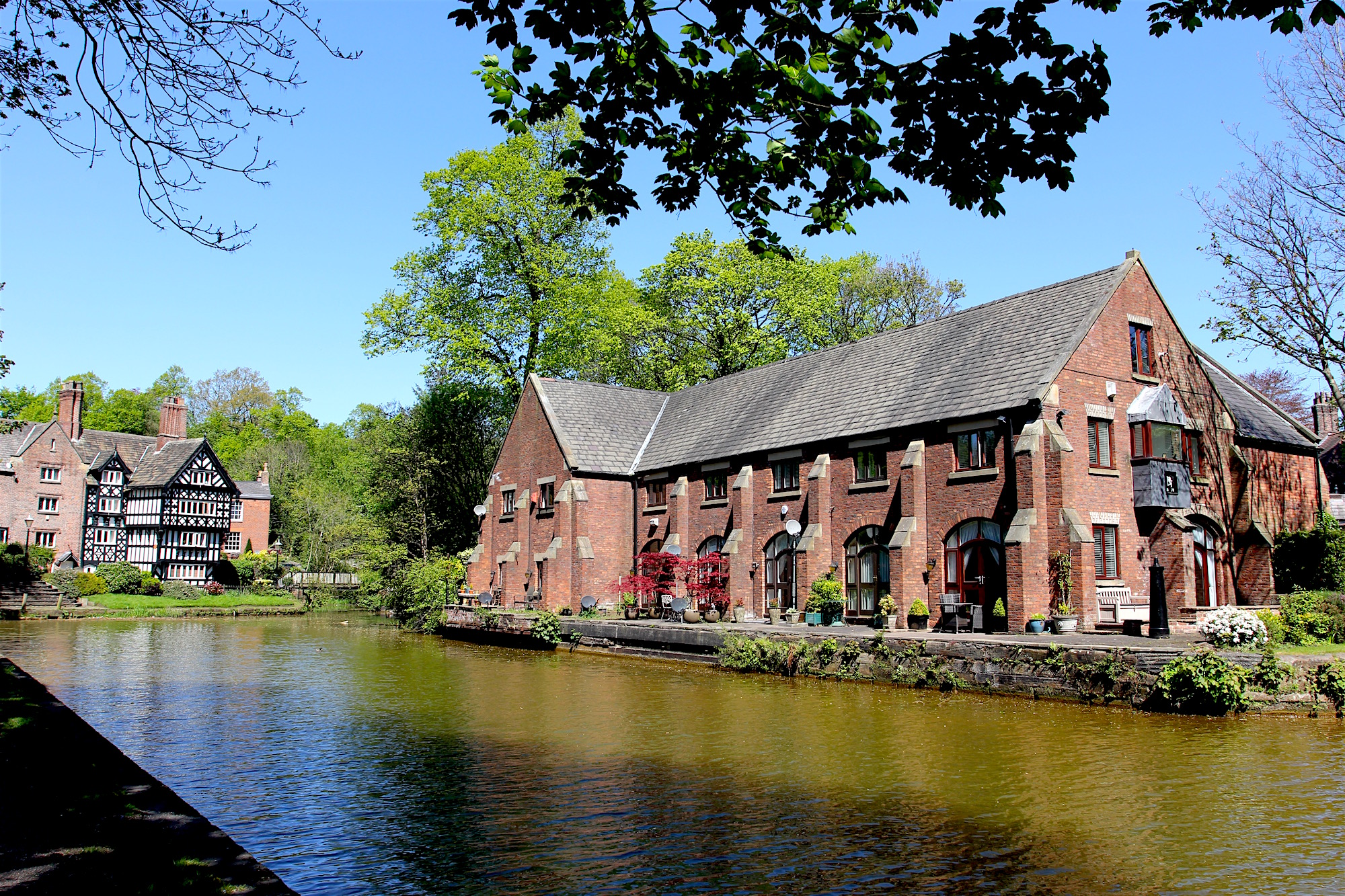 A Magical Lunch in Worsley Village Vagabond3 World Travel Blog