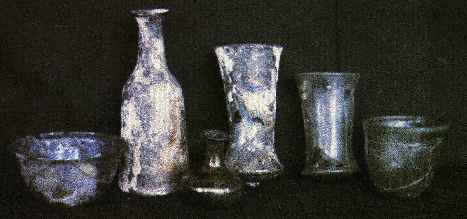 La Fabrication De La Vaisselle En Verre Au Moyen Age La Vaisselle