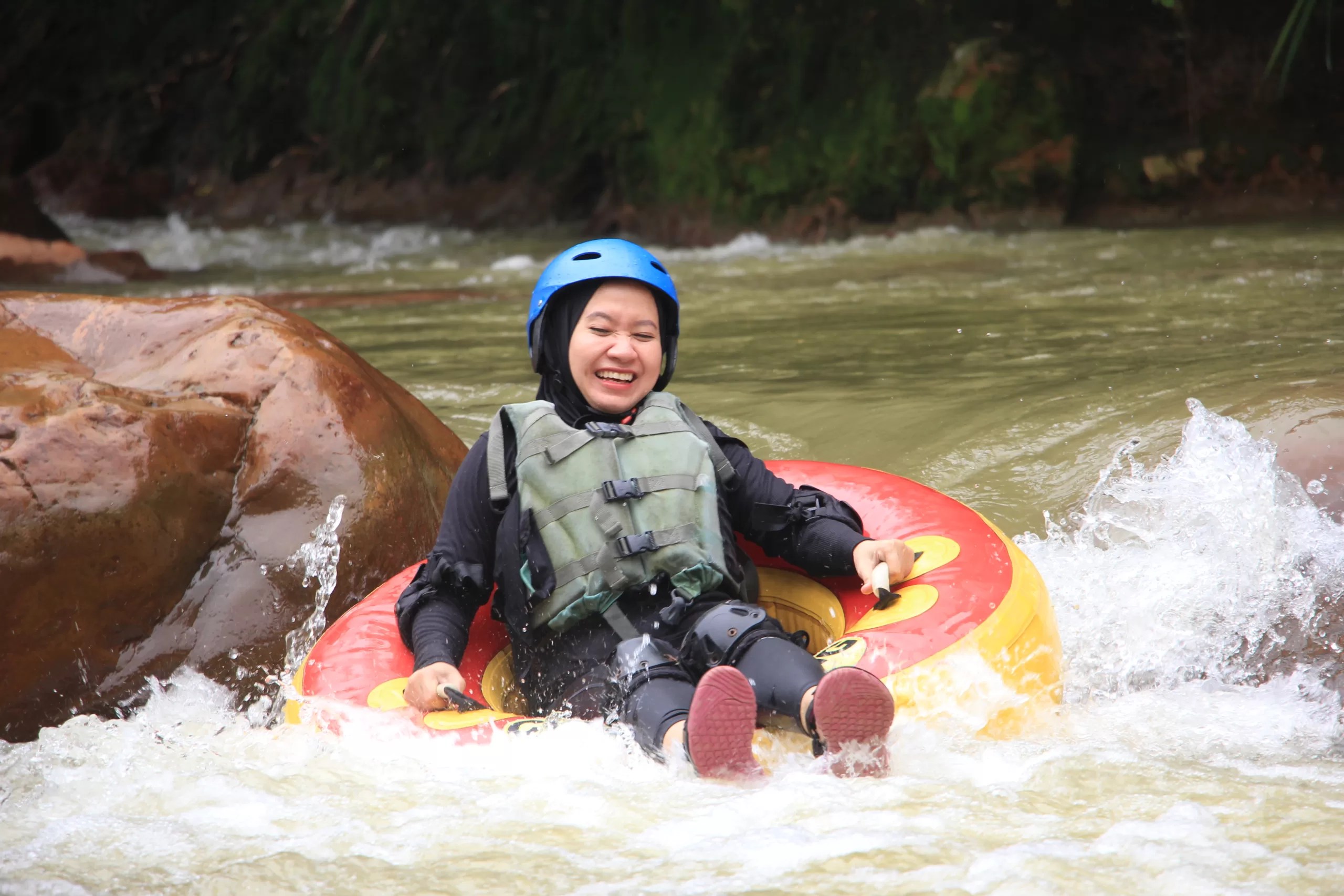 Cikuluwung River Tubing , Salah satu pilihan destinasi weekend
