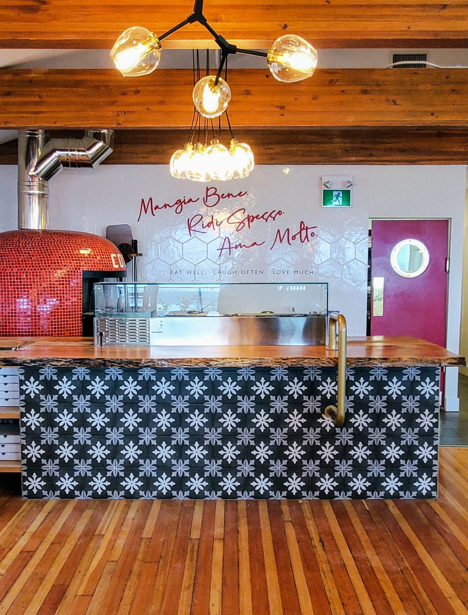 Live Edge Commercial Furniture Manufacturers Vancouver, Langley