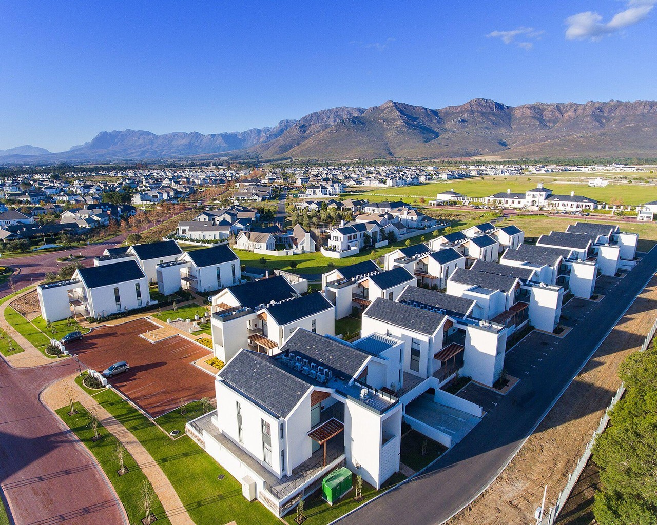 POA The Polo Village at Val de Vie Estate to Luxury Living