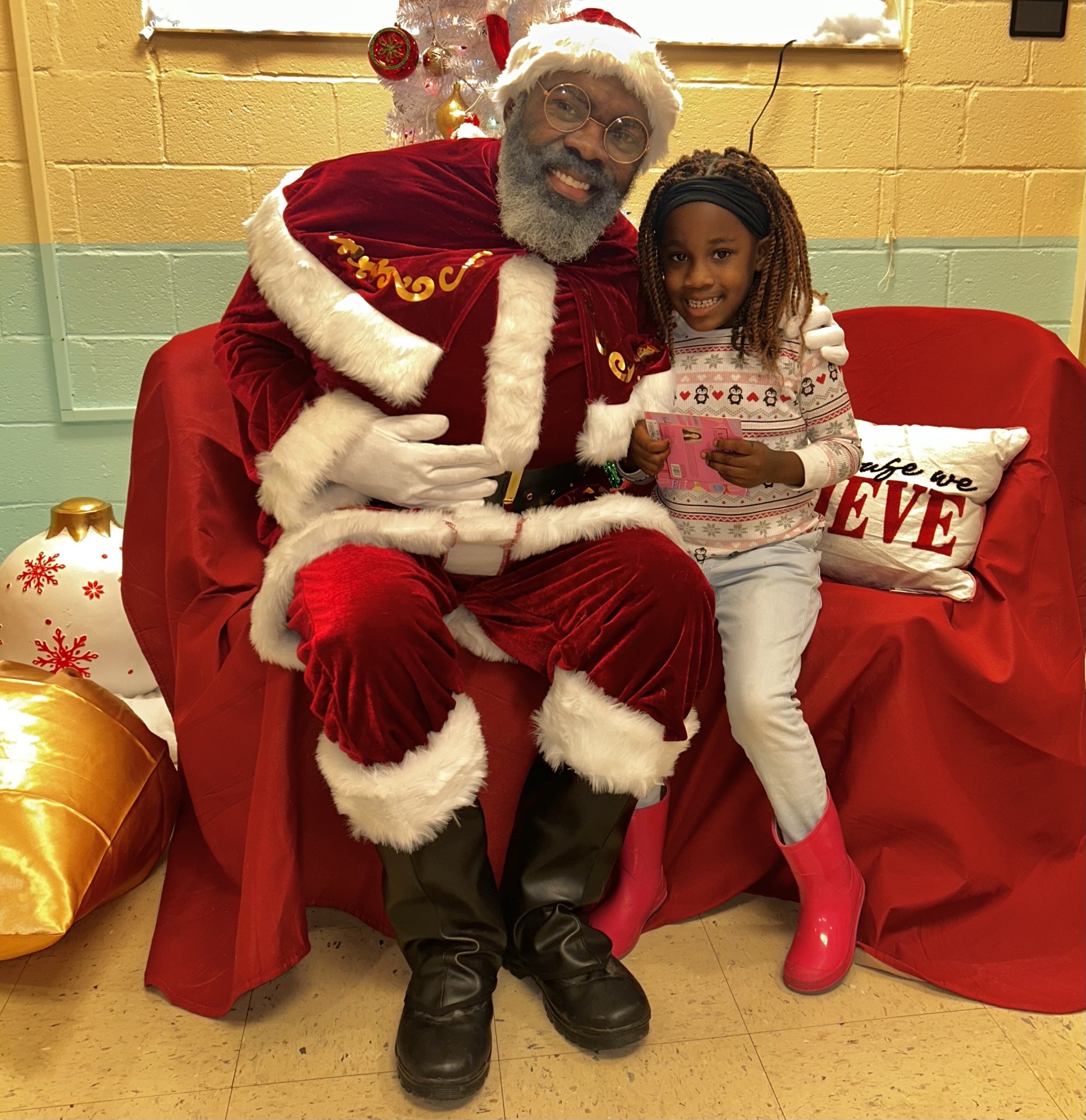 A Moment with Santa Valdosta Housing Authority
