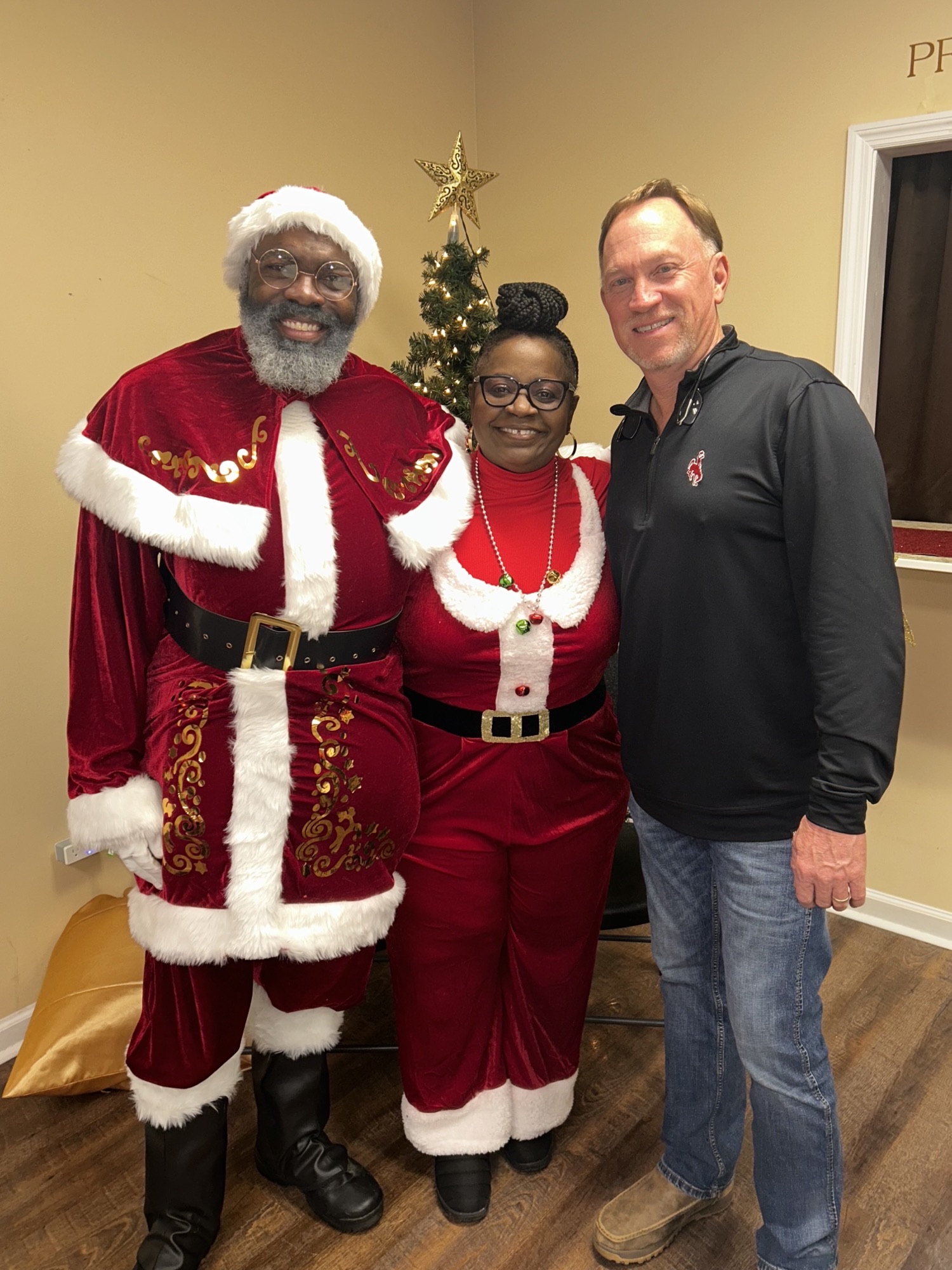 A Moment with Santa Valdosta Housing Authority