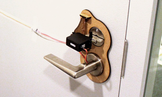 Office Door Hack - Valentin Heun - Design, Art and Technology