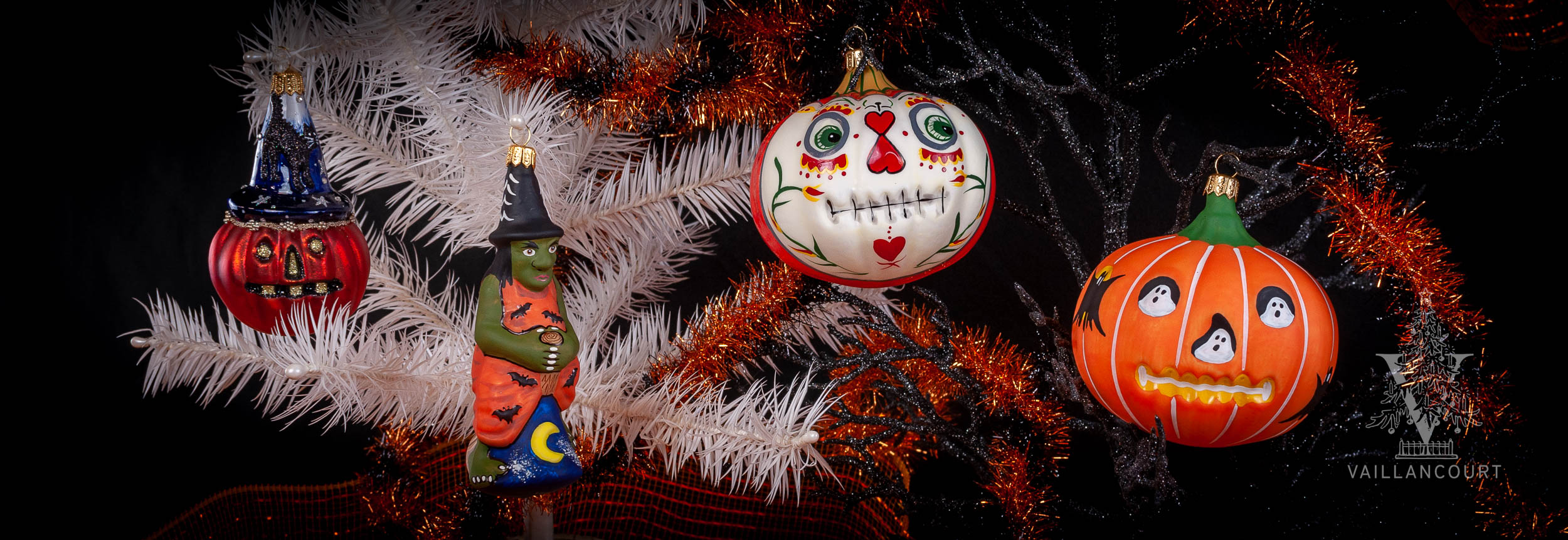 Halloween Ornaments from Vaillancourt Folk Art