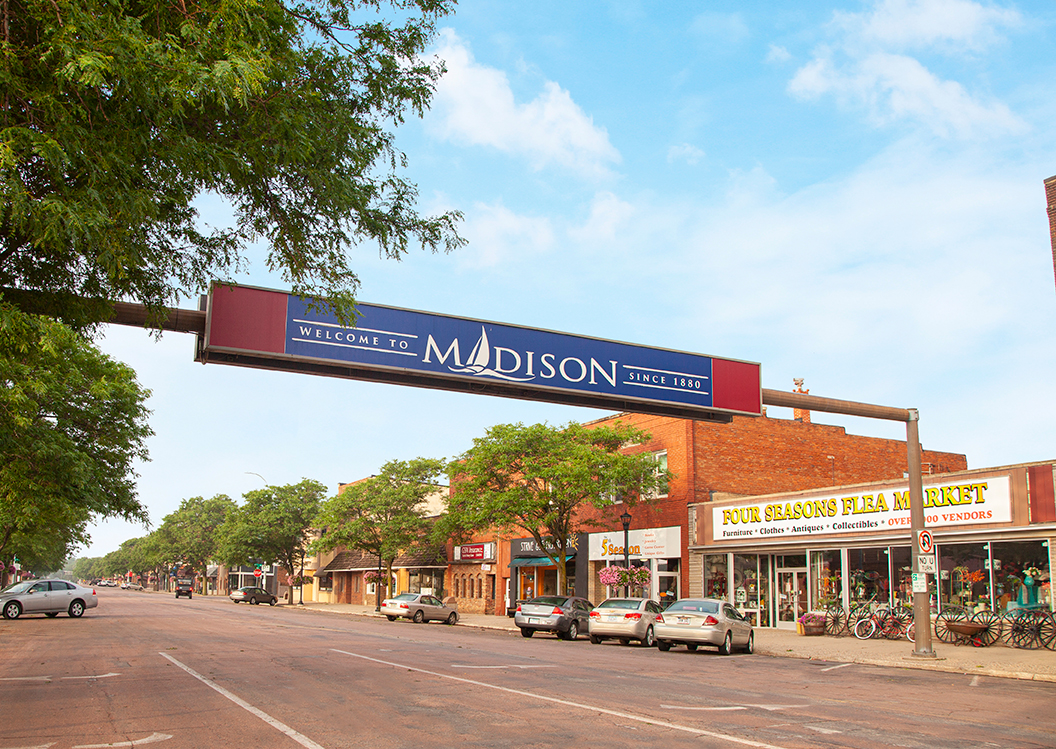 Valiant Living History / Background Living life to the fullest