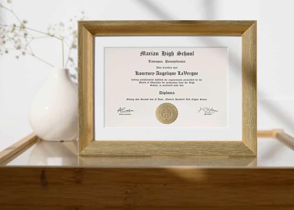 Create Your Authentic Diploma Replacement! Validgrad