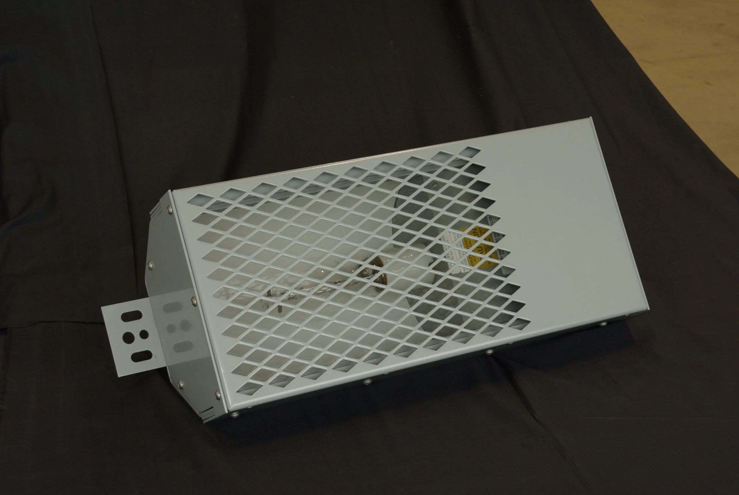 Illuminated Signs & Fixtures Valid Manufacturing Ltd.