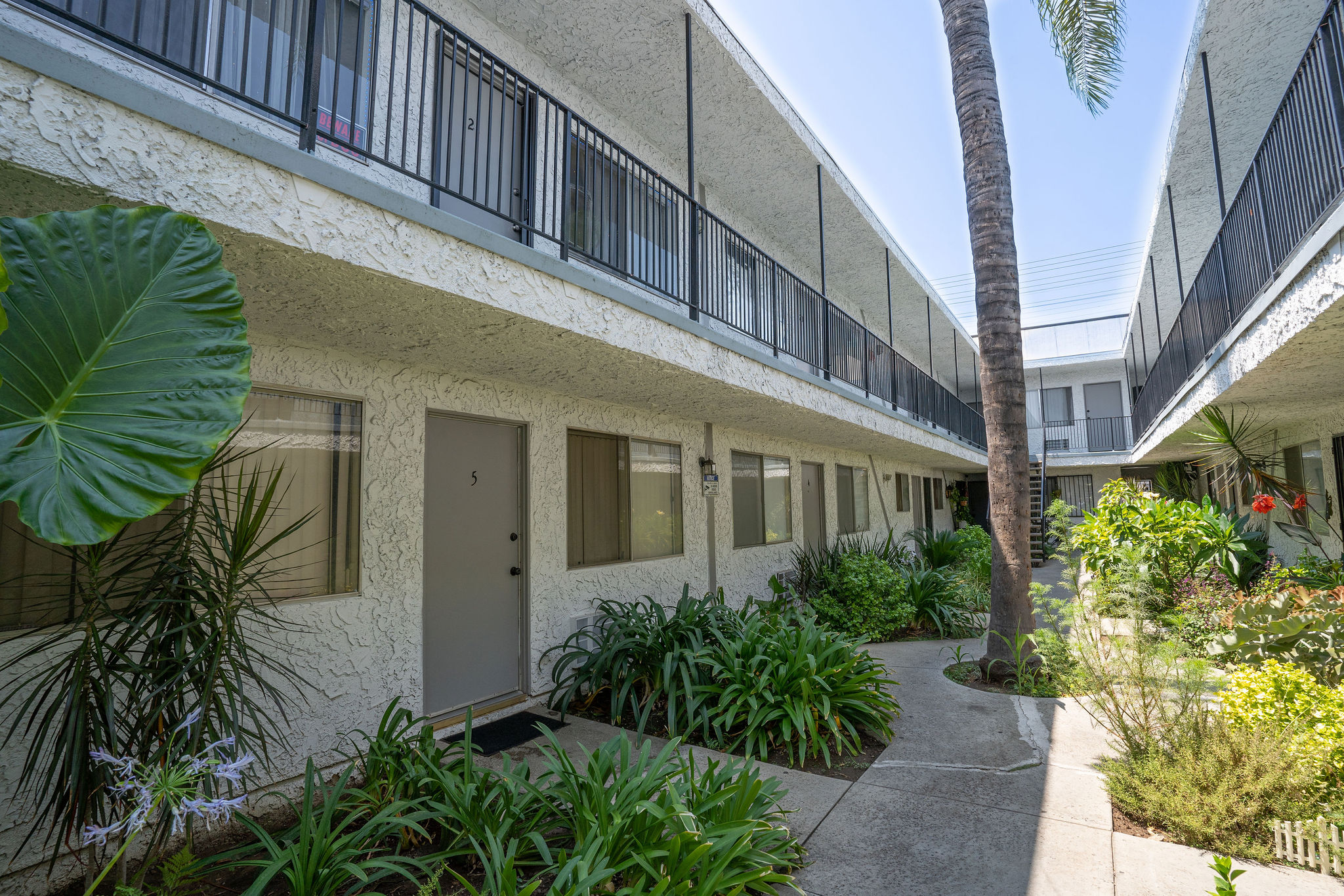 Woodman Apartments Valley Apartments