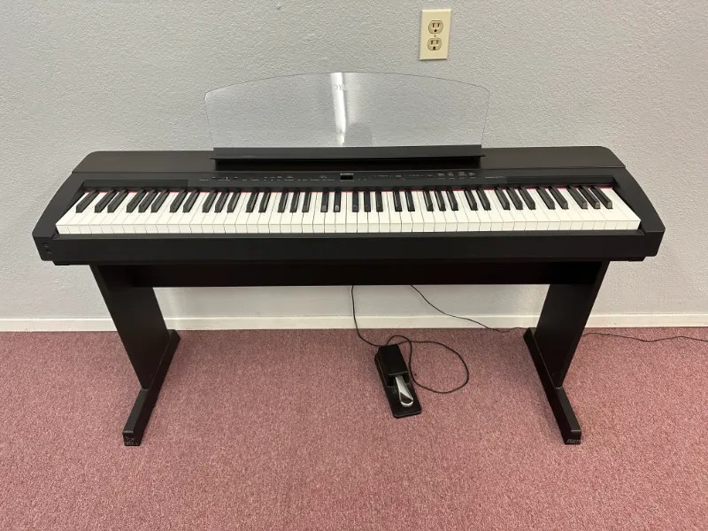Used Piano: Yamaha p140 - Valley Keyboards