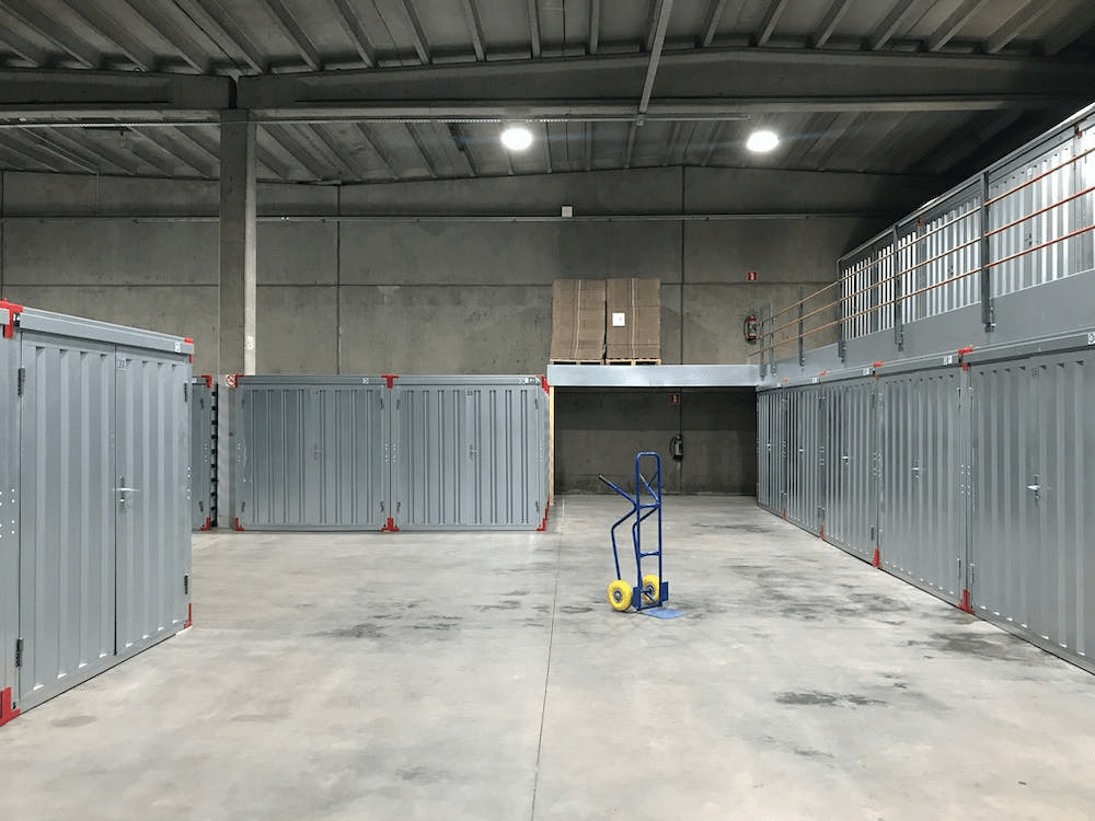7 Reasons Renting Commercial Warehouse Storage Is Essential For Small