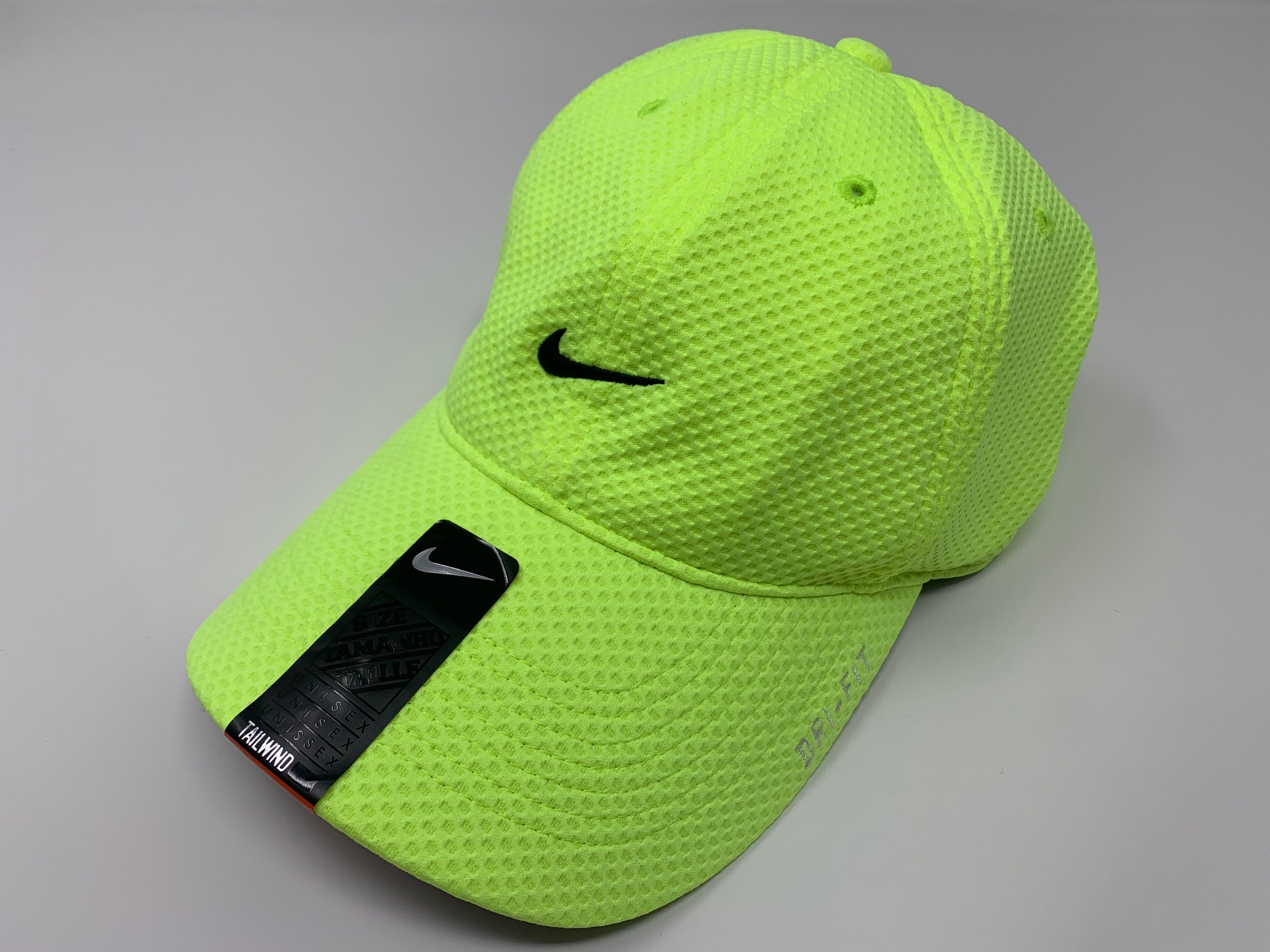 NIKE Adult Unisex TAILWIND Runner Cap DRIFIT Golf Hat, Volt