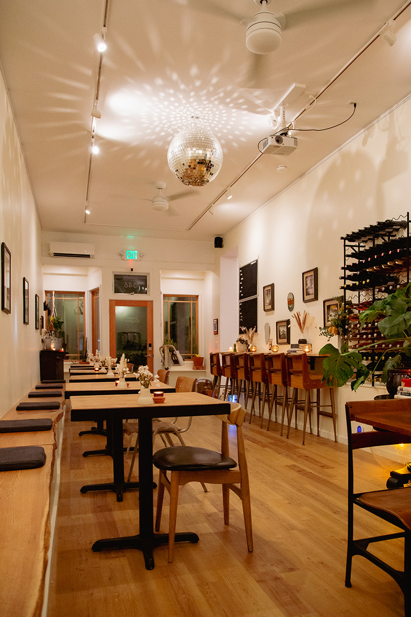 Raise a Glass Sonder Wine Bar Pours Vino in Kingston Valley Table