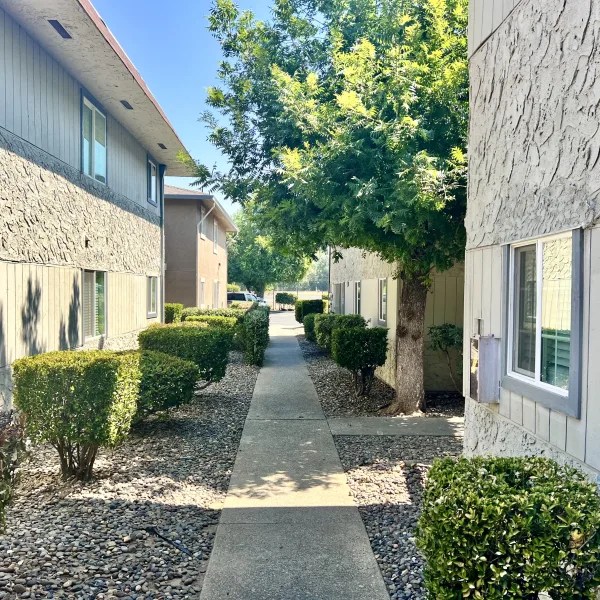 Valley View Apartments Property Rent in Anderson CA