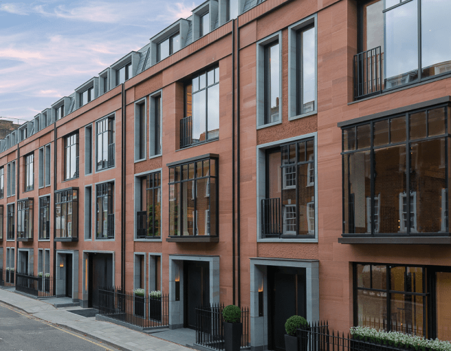 Knighton Place Valouran