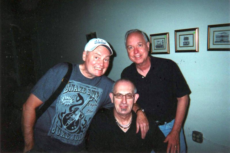 GALLERY5 ALLENTOWN RECORD SHOW TIFFANYS DINER PICTURES