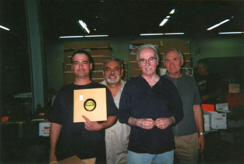 GALLERY5 ALLENTOWN RECORD SHOW TIFFANYS DINER PICTURES