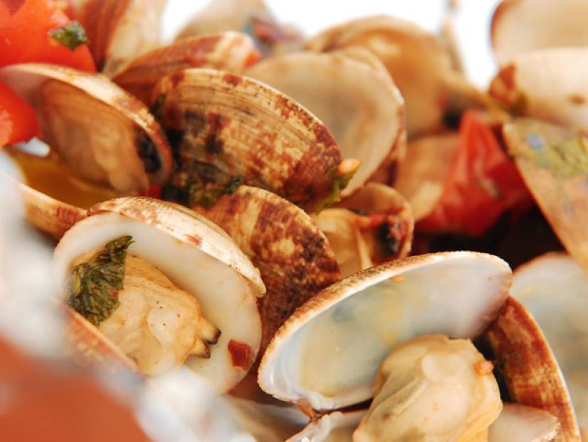 How Long Do Cooked Clams Last In The Fridge Valuable Kitchen