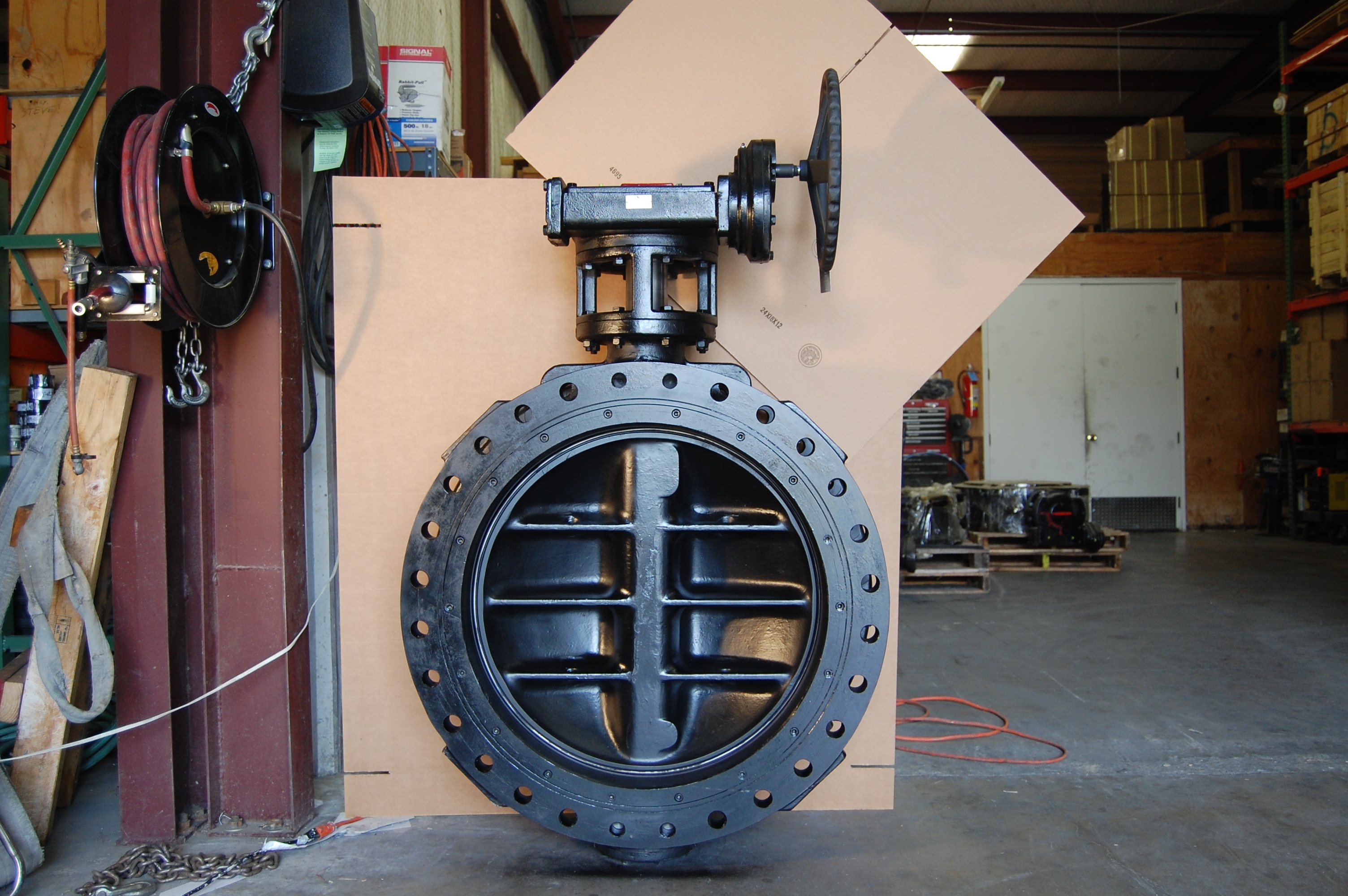 Large AWWA Butterfly Valves & Controls Control Valves