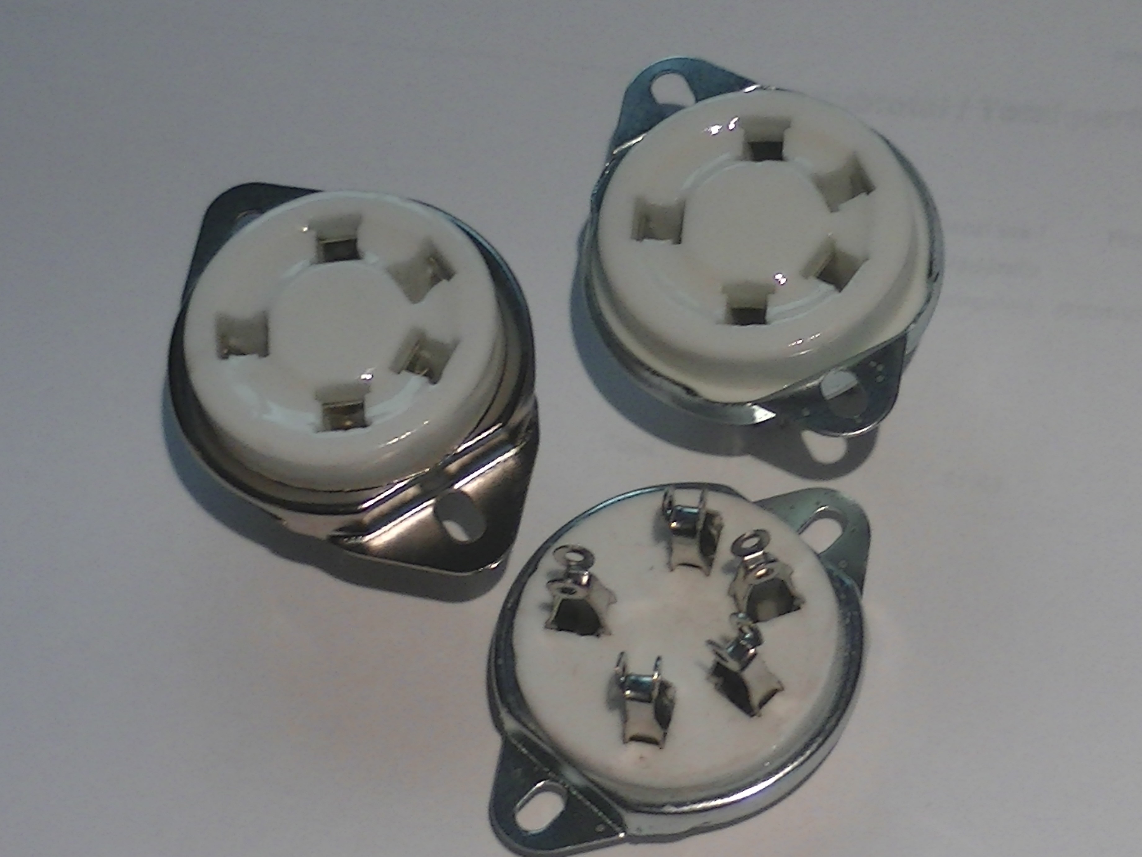 Tube Socket US 5 Pin (76, 807 tube) valvesNmore