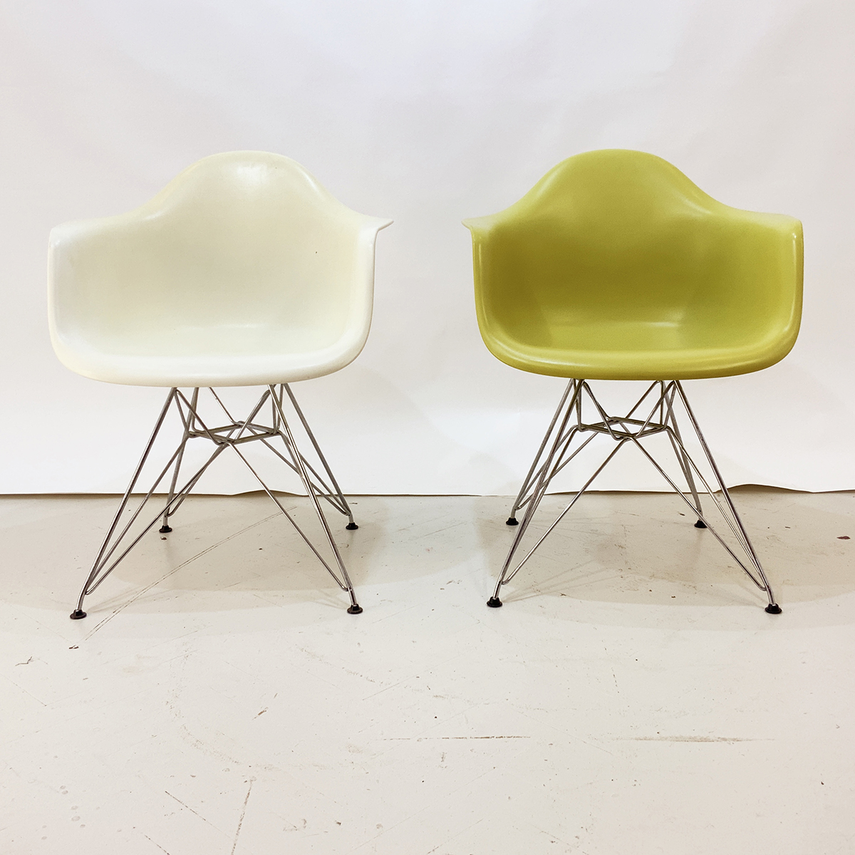 Eames DAR Plastic Shell Chairs various colours Vampt Vintage Design