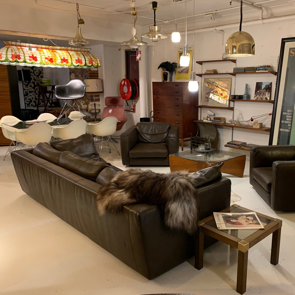 Design Warehouse Brown Leather Sofa Set Vampt Vintage Design