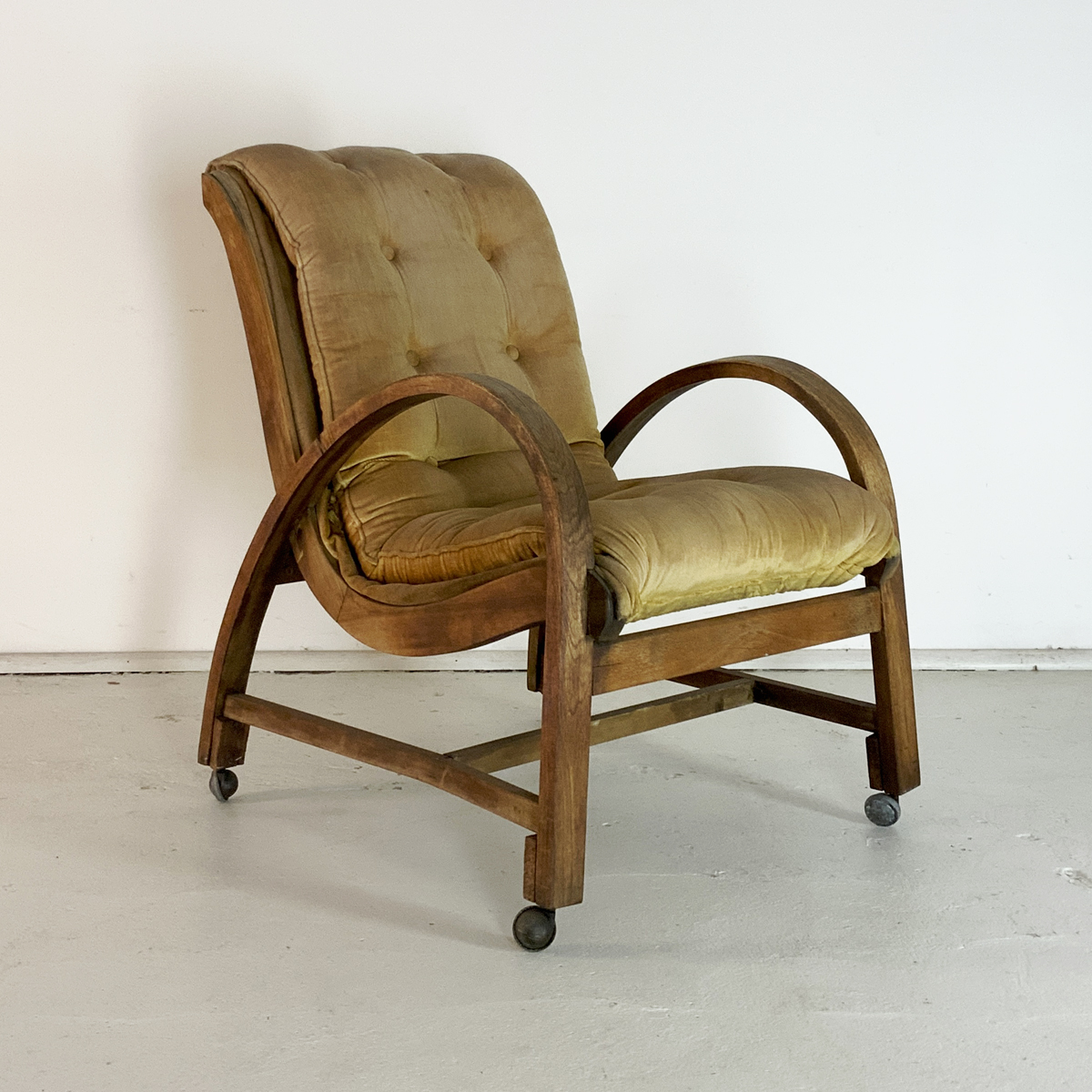 50 OFF Parker Knoll Armchair on Castors Vampt Vintage Design