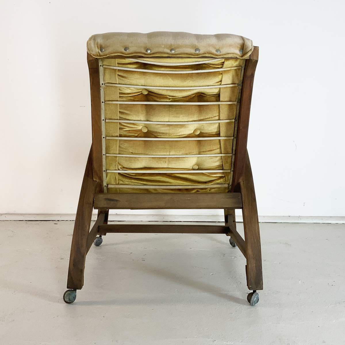 50 OFF Parker Knoll Armchair on Castors Vampt Vintage Design