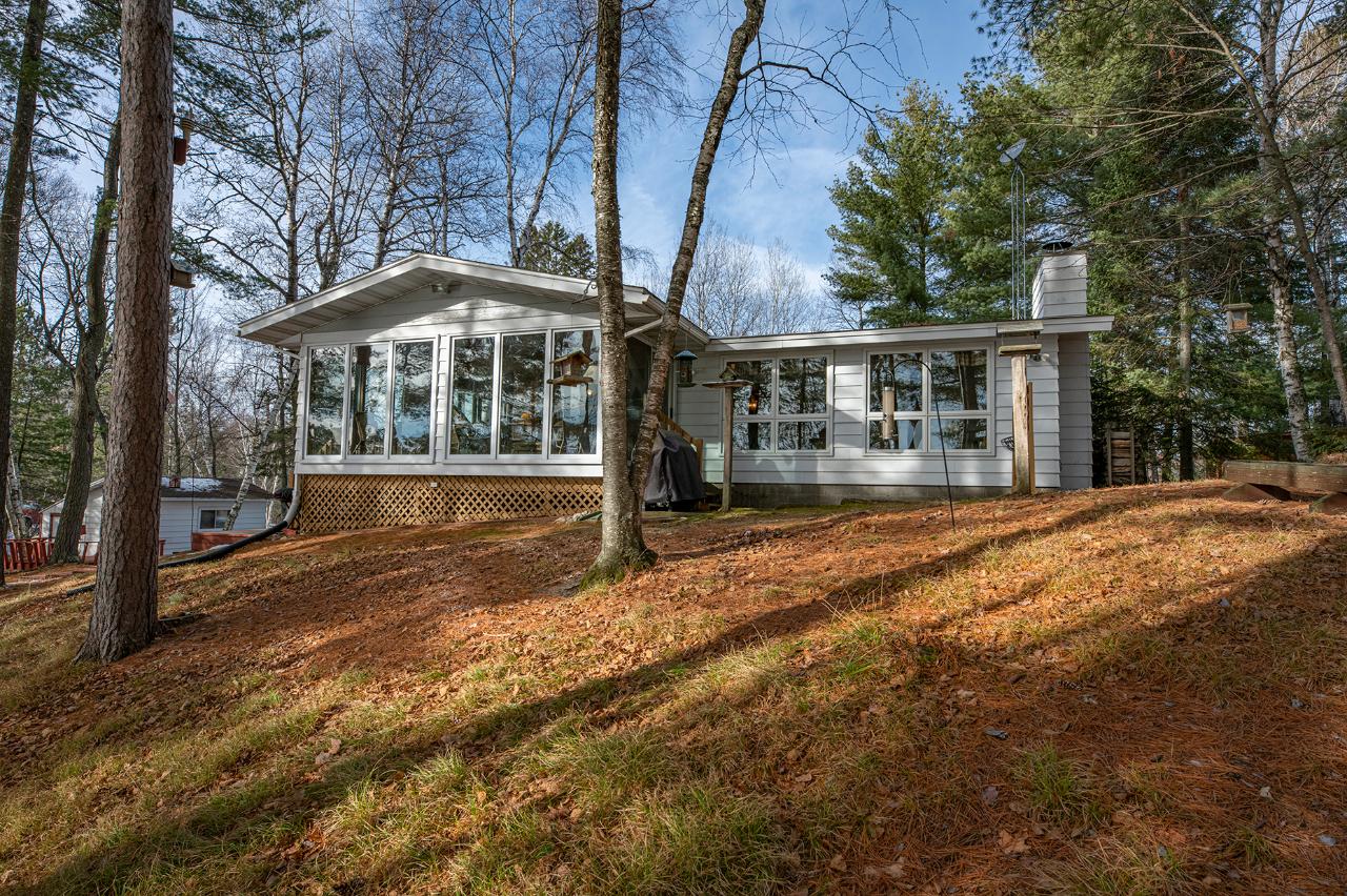 5270 Pine Lake Rd Redman Realty Group