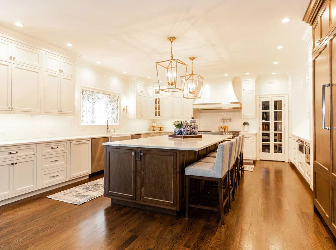 Updated Colonial Vanco Construction