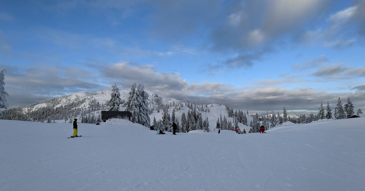 20210106 Seymour mountain snow report Vancouver Snowboarding