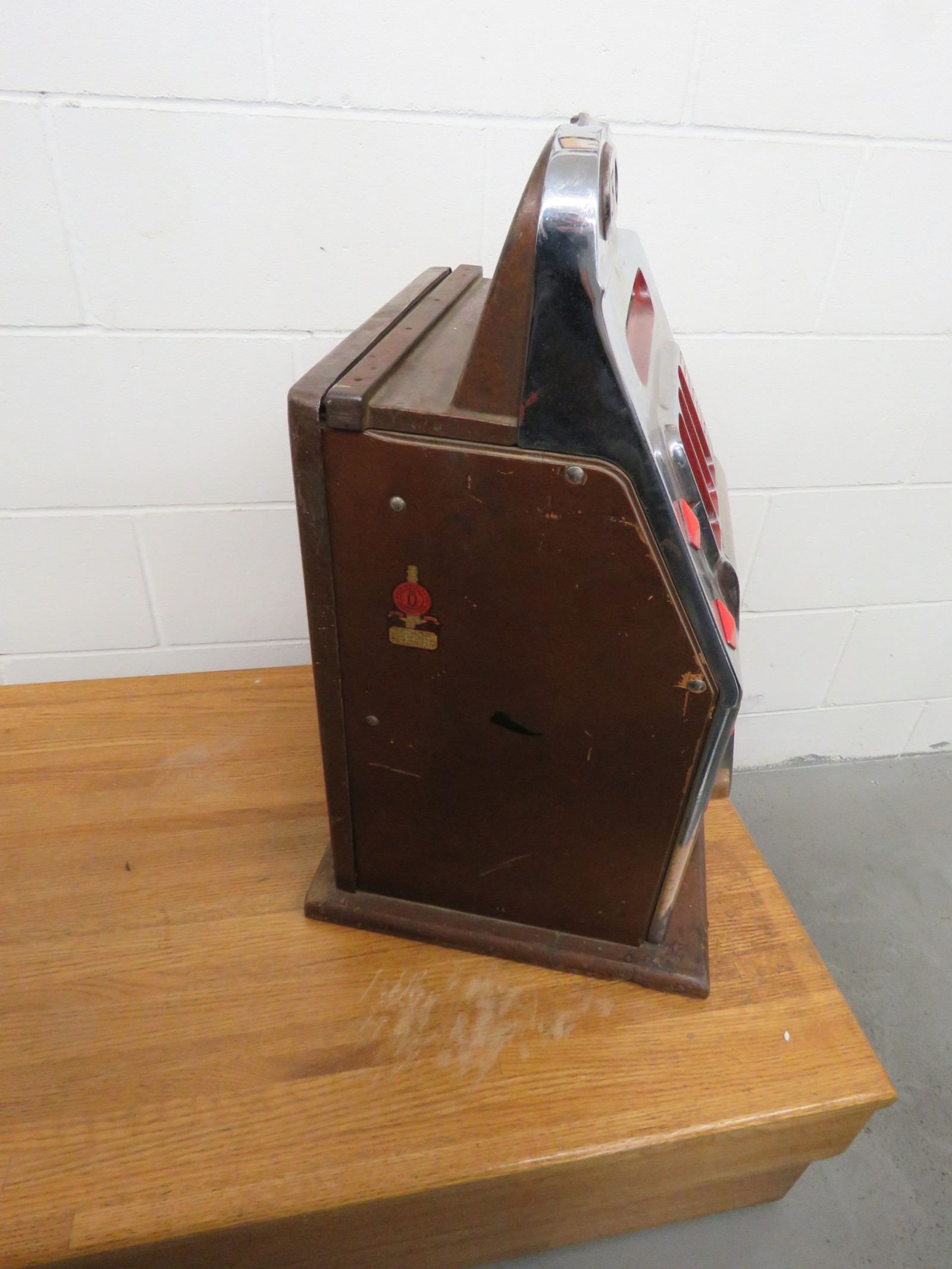 Lot 117P Mills Novelty Company Slot Machine VanderBrink Auctions