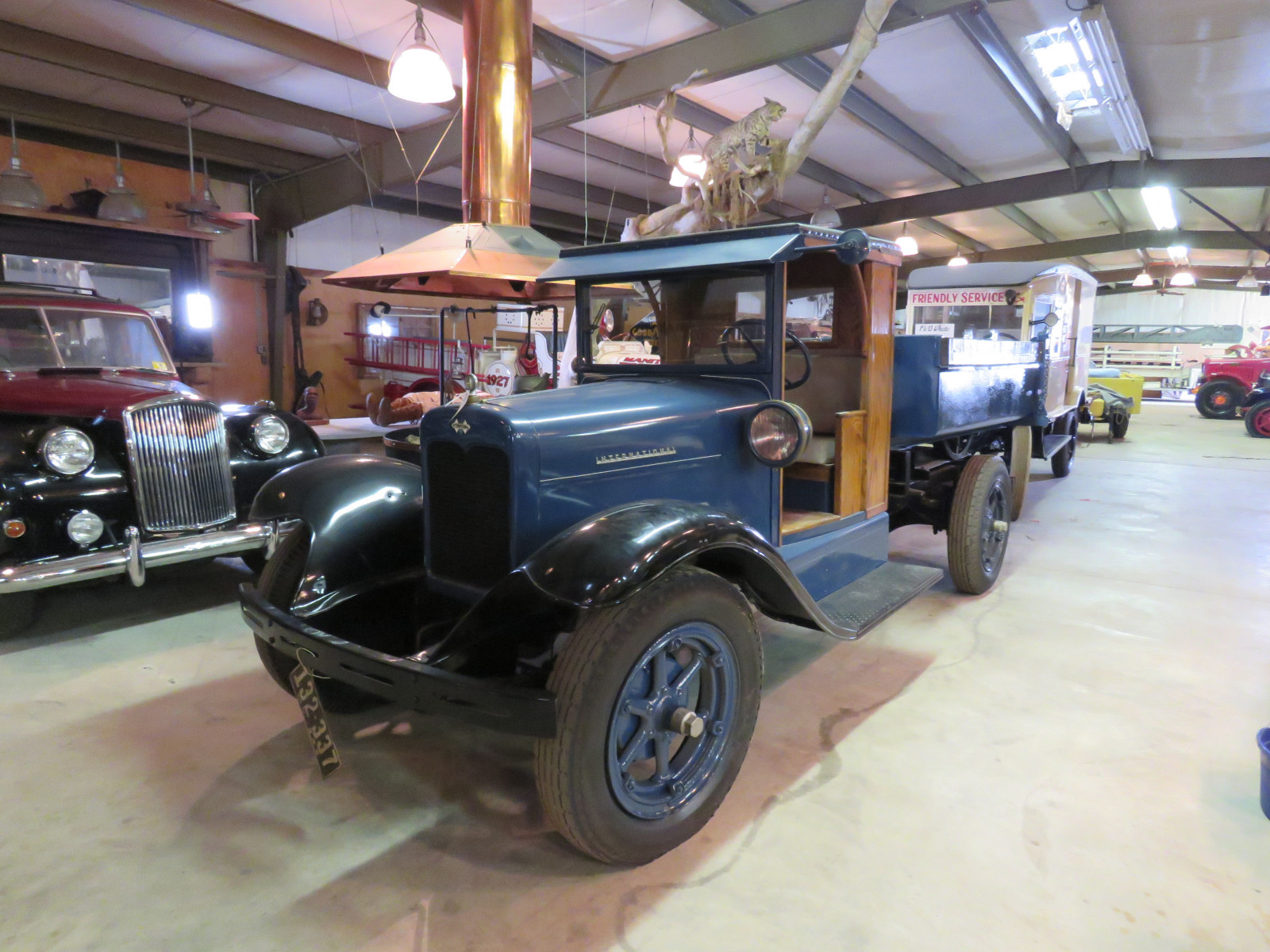 Lot 51L 1929 International B2 Express Truck VanderBrink Auctions