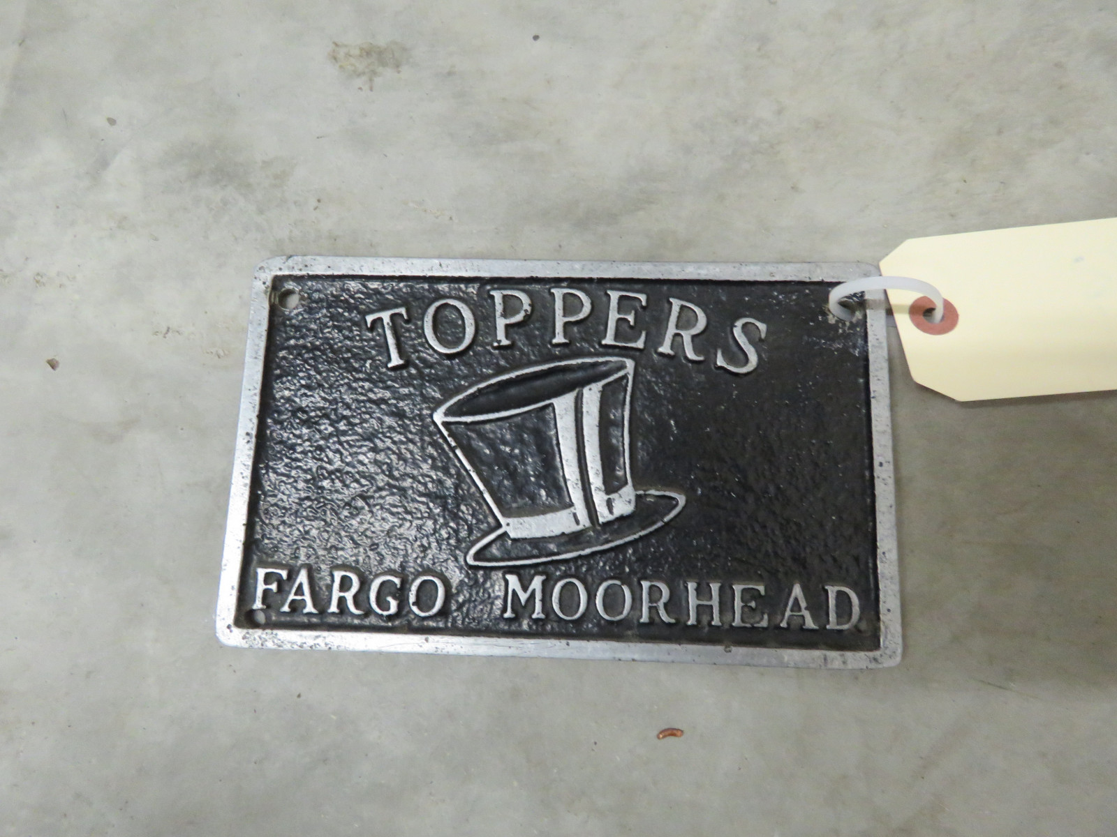 Lot 29J Toppers Car Club from Fargo Club Car Plate VanderBrink Auctions